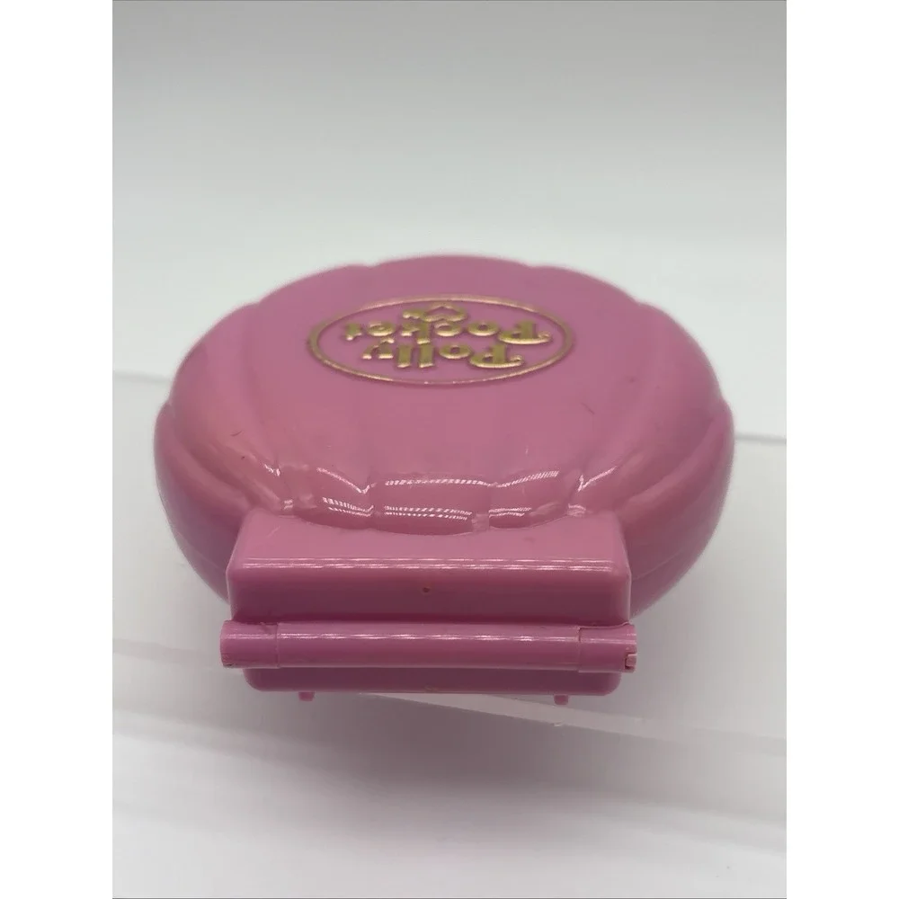 1989 Bluebird Toys Polly Pocket Polly's Cafe Compact Playset No Dolls/Figures